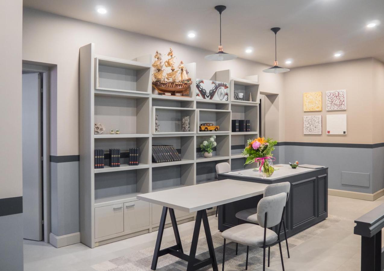 Host'N Go Bed & Breakfast Colleferro Bagian luar foto