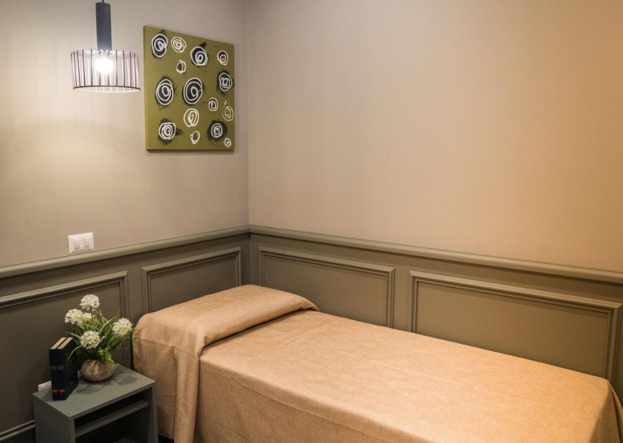 Host'N Go Bed & Breakfast Colleferro Bagian luar foto