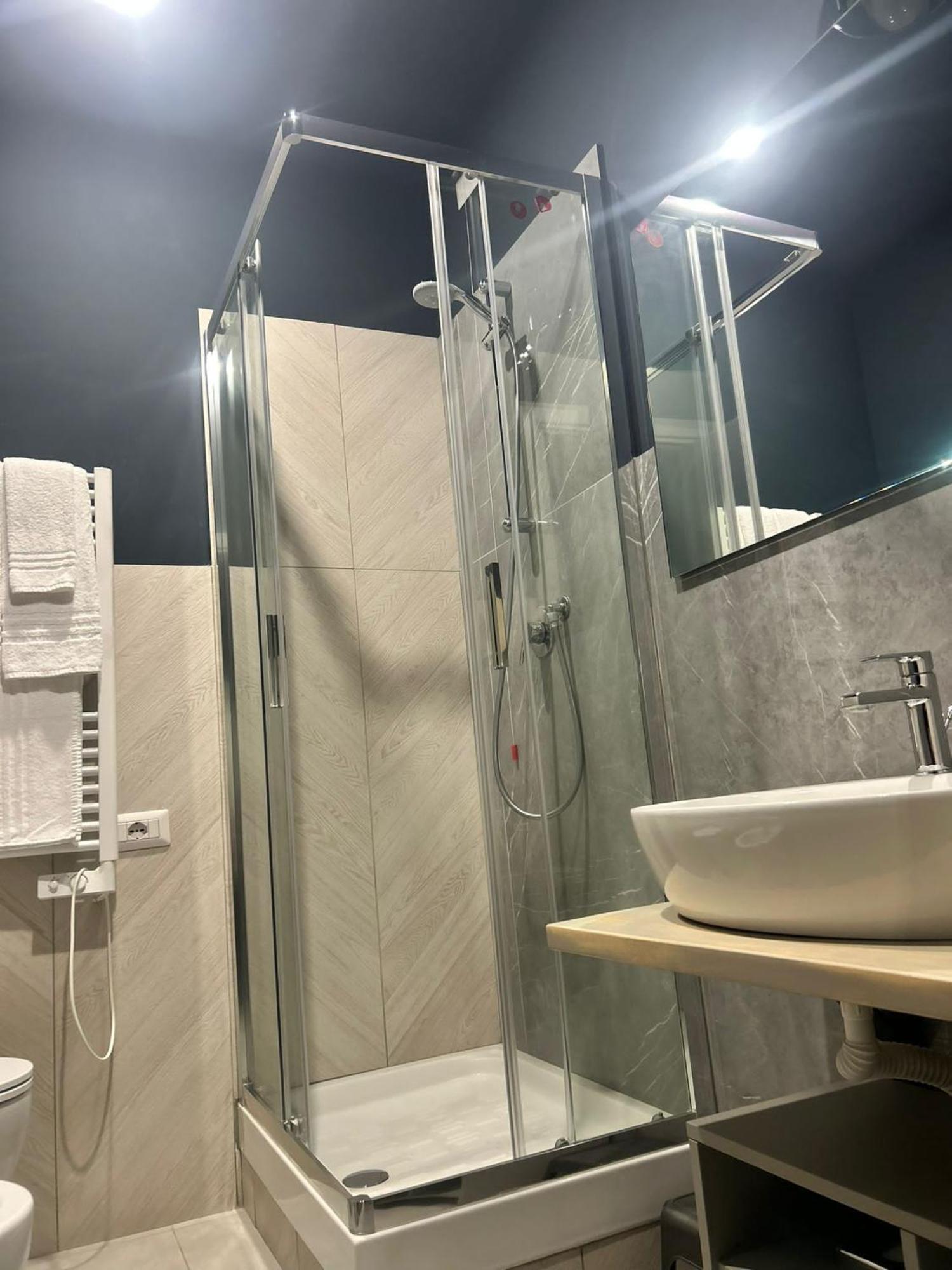 Host'N Go Bed & Breakfast Colleferro Bagian luar foto